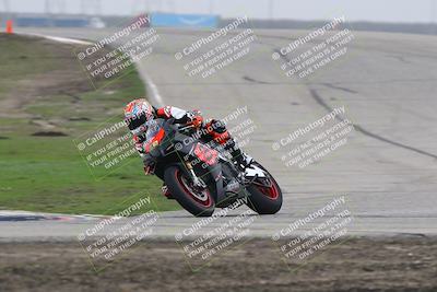 media/Nov-29-2025-TrackDaz (Sat) [[10ae2d9bce]]/A Group/Session 3 (Outside Grapevine)/